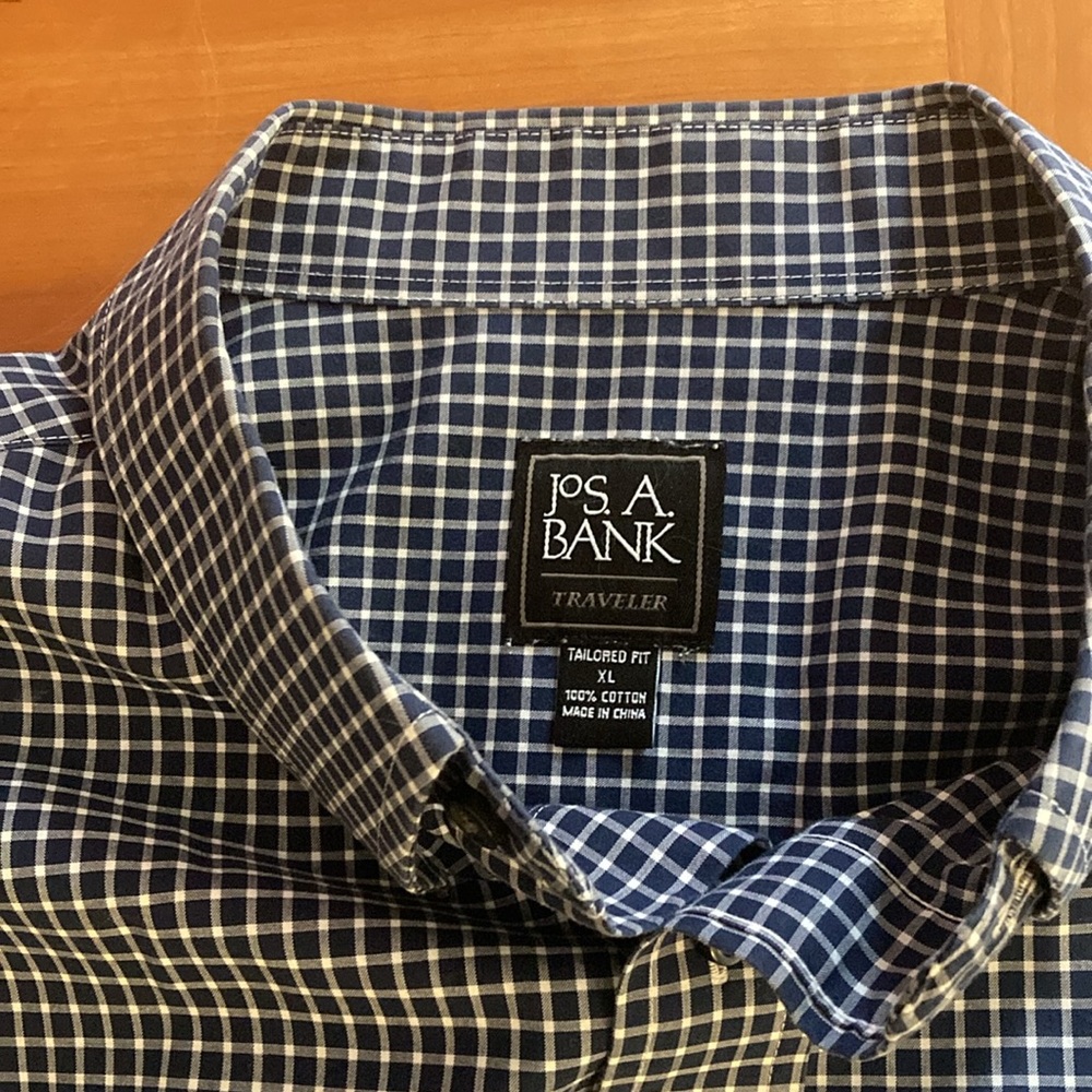 Jos. A. Bank Long Sleeve Button Down Dress Shirt